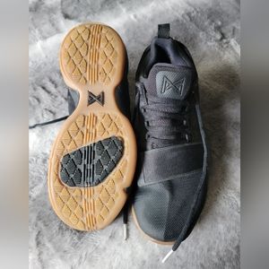 Men's Nike basketball shoes